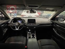 نيسان ألتيما